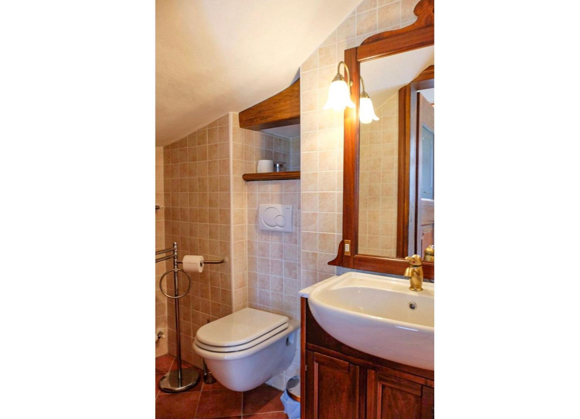 Casa Borgo Apartment Cannobio Bagian luar foto